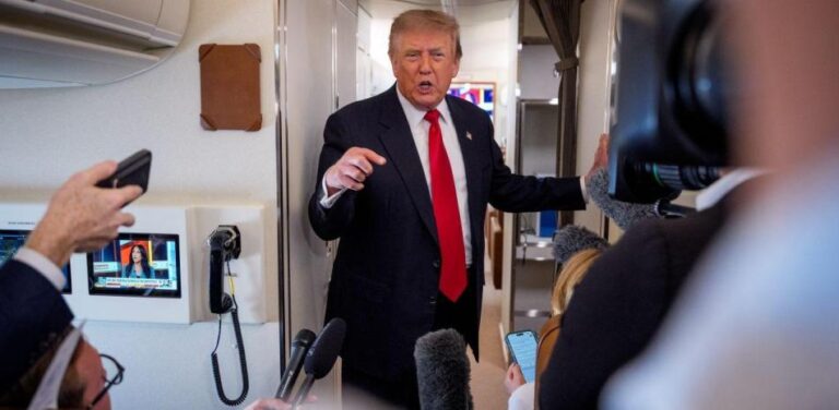 Trump solicita al Supremo que restrinjan votos por correo
