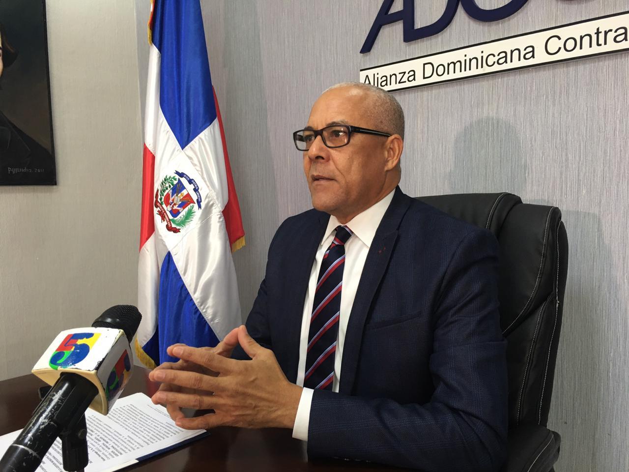 julio-cesar-de-la-rosa-tiburcio-presidente-de-adocco-foto-prensa-de-adocco-311220