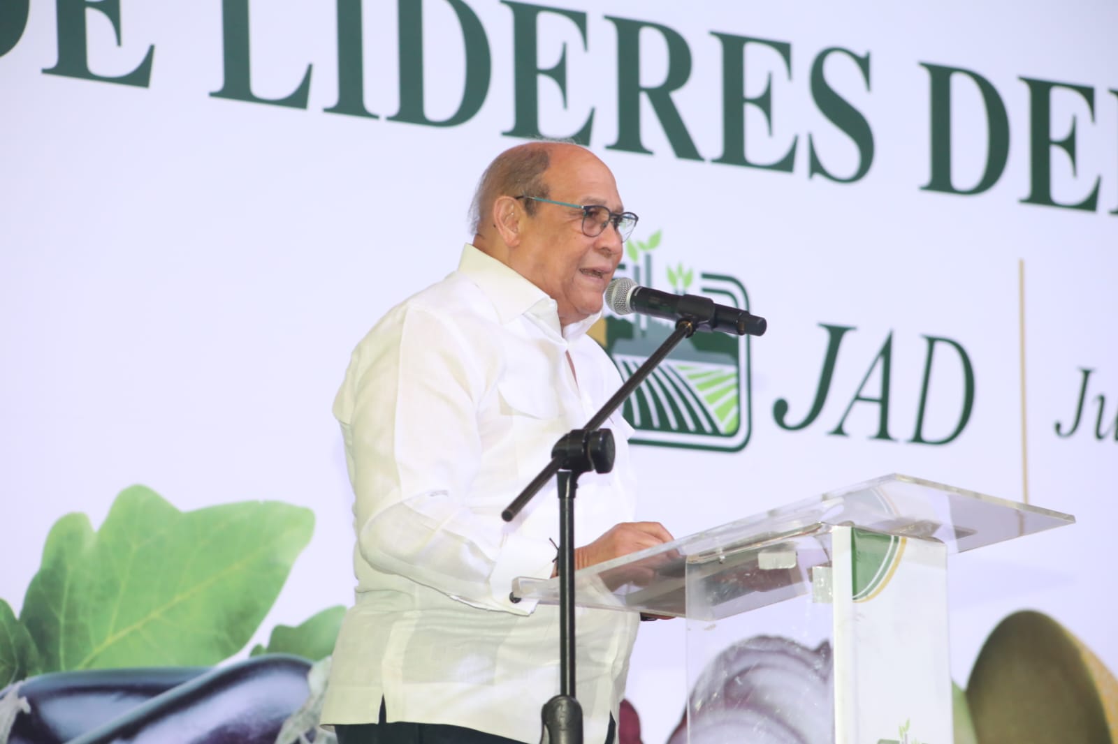 MESCyT impulsa innovación para transformar el campo dominicano