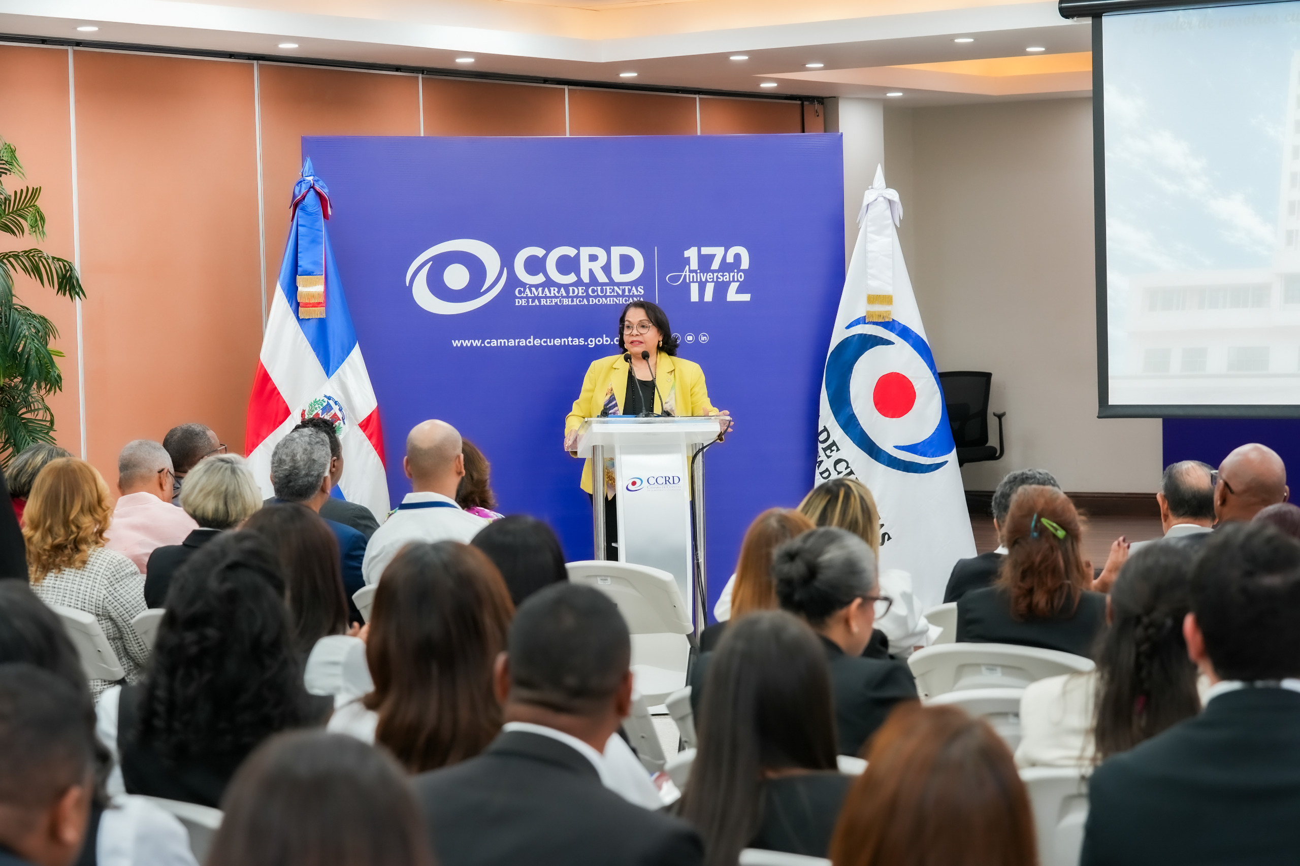 Cámara de Cuentas entrega certificados de participación a 164 colaboradores capacitados por el INAP